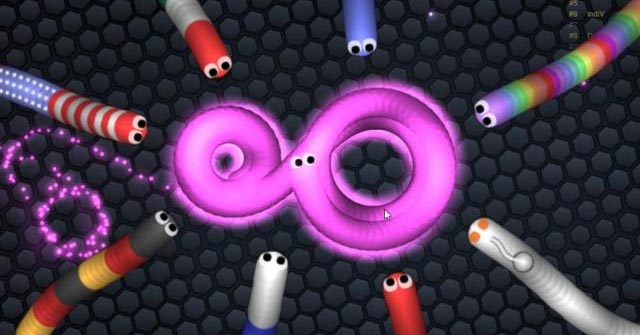 Game slitherio